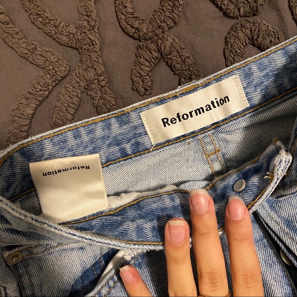 🤍Reformation Mid Rise Cropped Flare Jeans - Picture 6 of 7